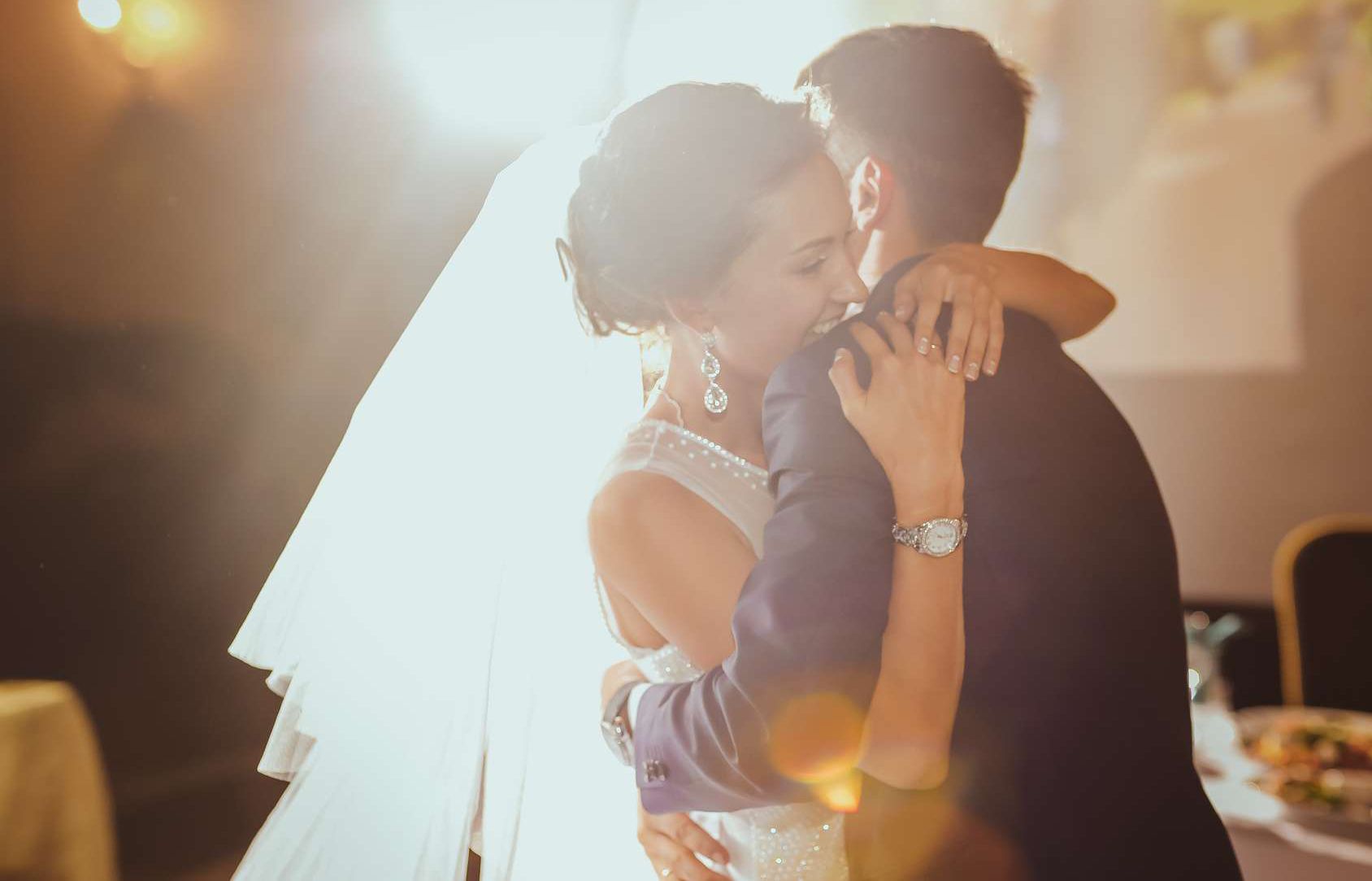 DJ Hochzeit, Hochzeits DJ, Party DJ, DJ Weihnachtsfeier, Deejay, Discjockey, Disc-Jockey, Diskjockey, DJ Rosenheim, DJ gesucht, DJ buchen, DJ mieten, suche DJ, Hochzeits DJ gesucht, Suche guten DJ Service, Hochzeit, DJ Weihnachtsfeier, DJ Firmenfeier, DJ Firmenevent, DJ Messe, DJ Geburtstagsparty, DJ Strassenfest, DJ Abschlussfeier, DJ Abschlussparty, DJ Sommerfest, DJ Betriebsausflug, DJ gesucht, DJ buchen, suche DJ, suche guten Event DJ, Event DJ gesucht, suche DJ für Geburtstagsparty
